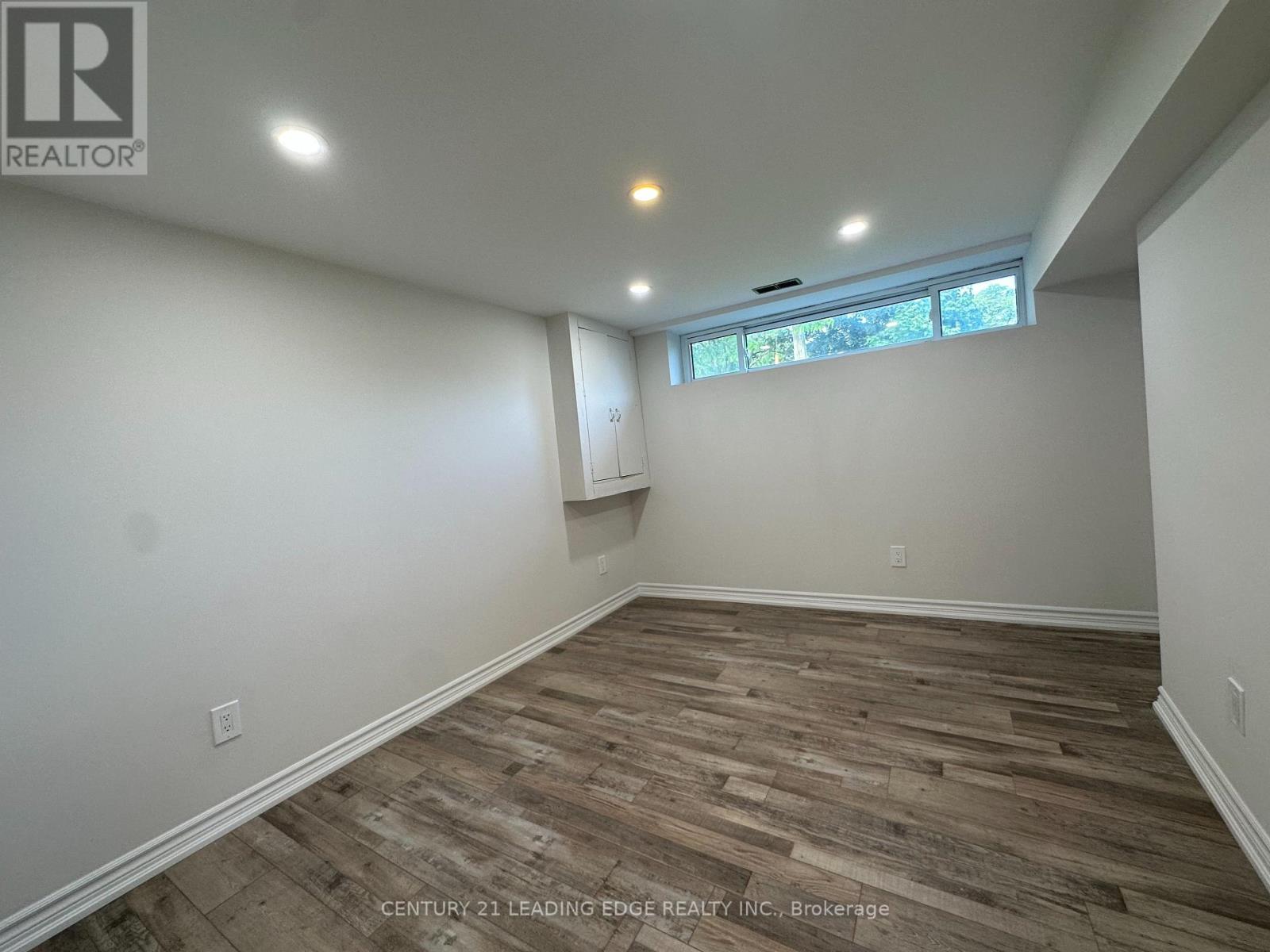 Bsmt - 11 White Abbey Park, Toronto, Ontario  M1R 4R3 - Photo 10 - E13605860