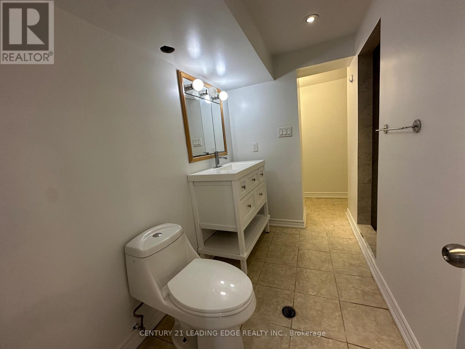 Bsmt - 11 White Abbey Park, Toronto, Ontario  M1R 4R3 - Photo 14 - E13605860