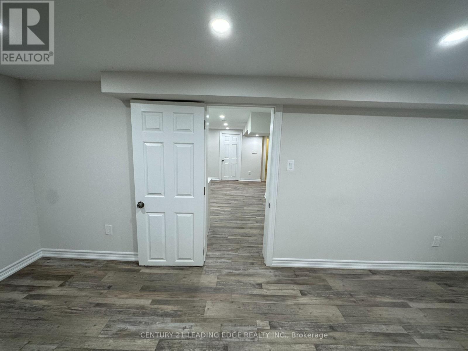 Bsmt - 11 White Abbey Park, Toronto, Ontario  M1R 4R3 - Photo 8 - E13605860