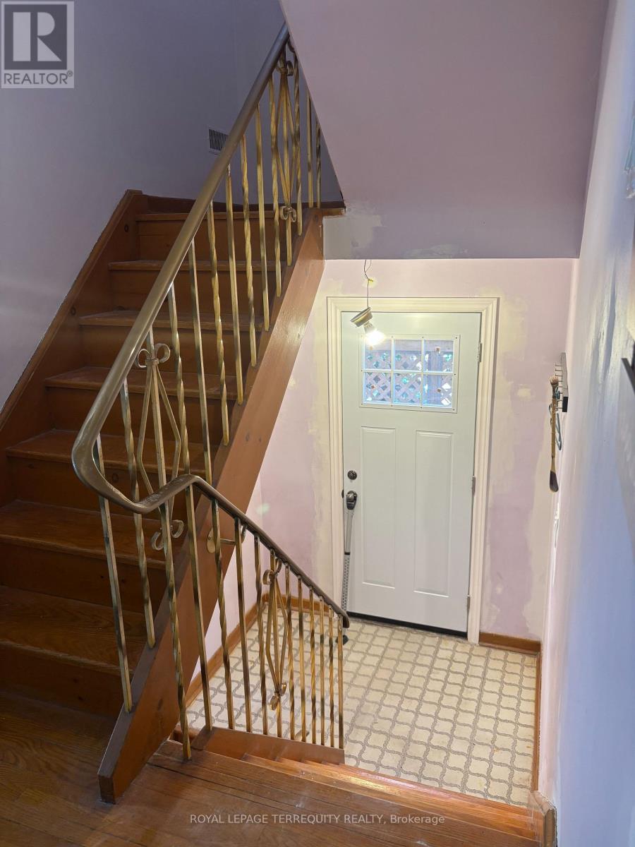82 Main Street, Toronto, Ontario  M4E 2V7 - Photo 2 - E13605866
