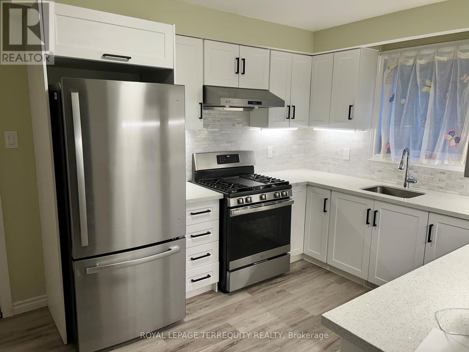 82 Main Street, Toronto, Ontario  M4E 2V7 - Photo 3 - E13605866