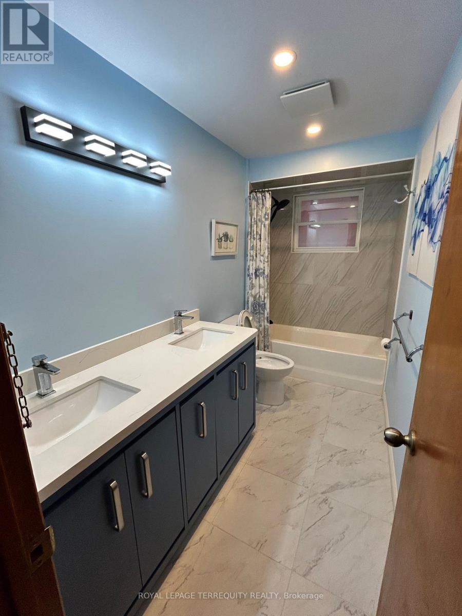 82 Main Street, Toronto, Ontario  M4E 2V7 - Photo 6 - E13605866