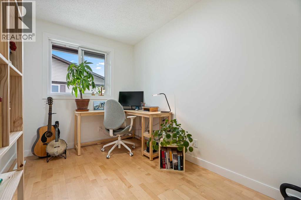101, 740 Bracewood Drive SW, Calgary, Alberta  T2W 3N3 - Photo 16 - A2328076