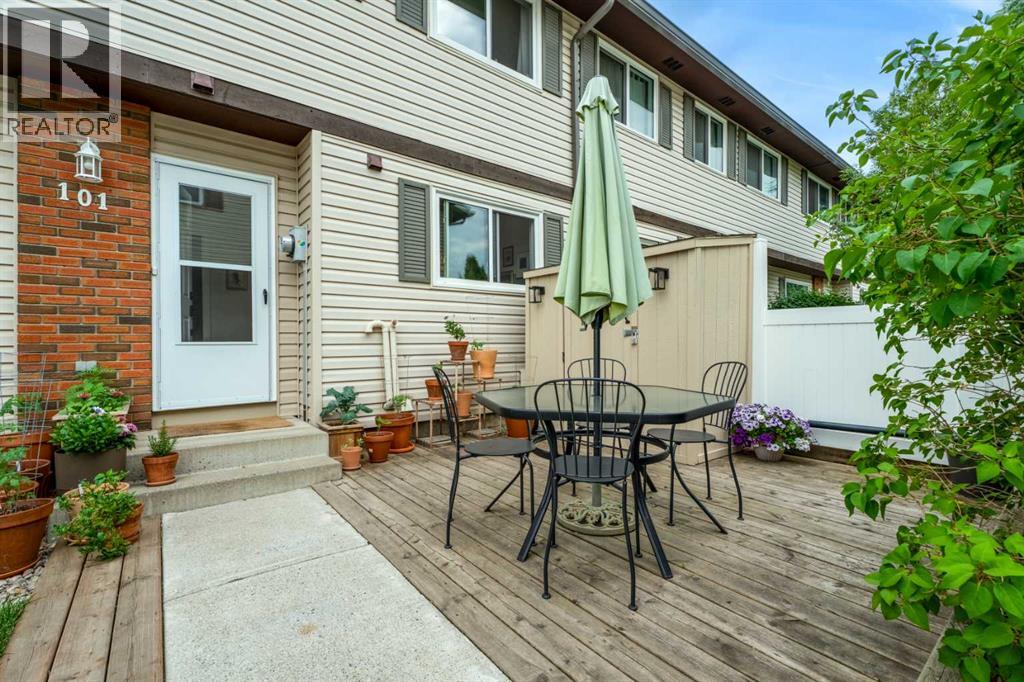 101, 740 Bracewood Drive SW, Calgary, Alberta  T2W 3N3 - Photo 35 - A2328076