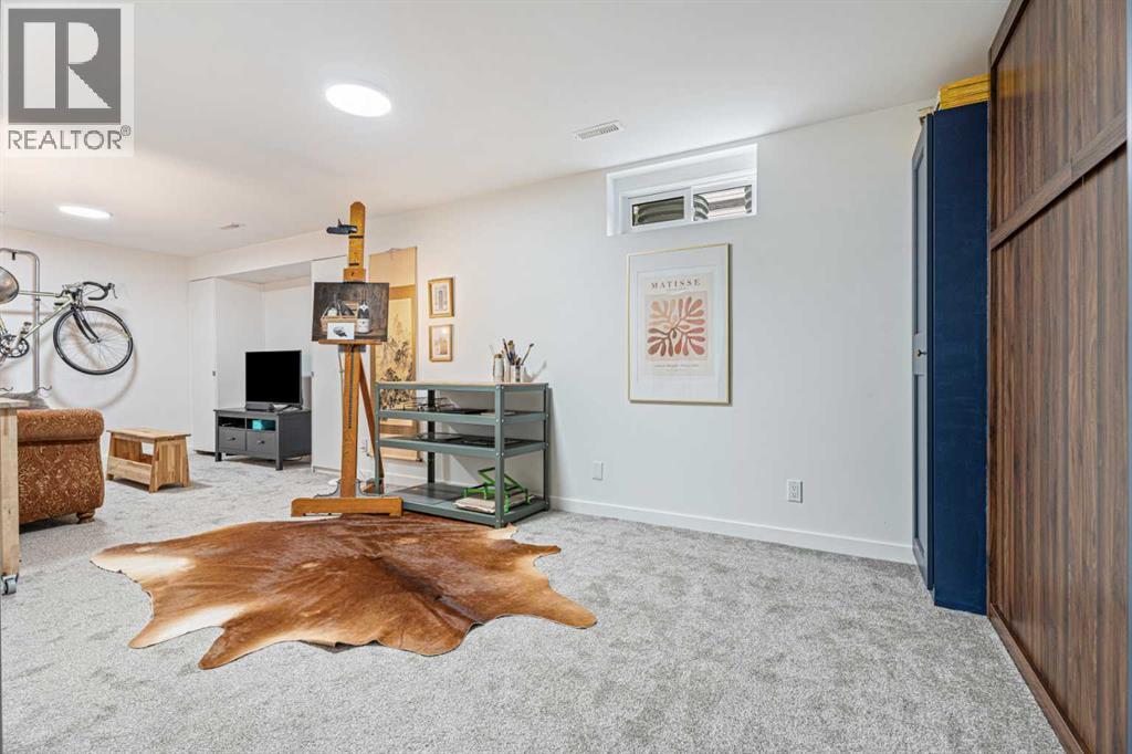 101, 740 Bracewood Drive SW, Calgary, Alberta  T2W 3N3 - Photo 31 - A2328076