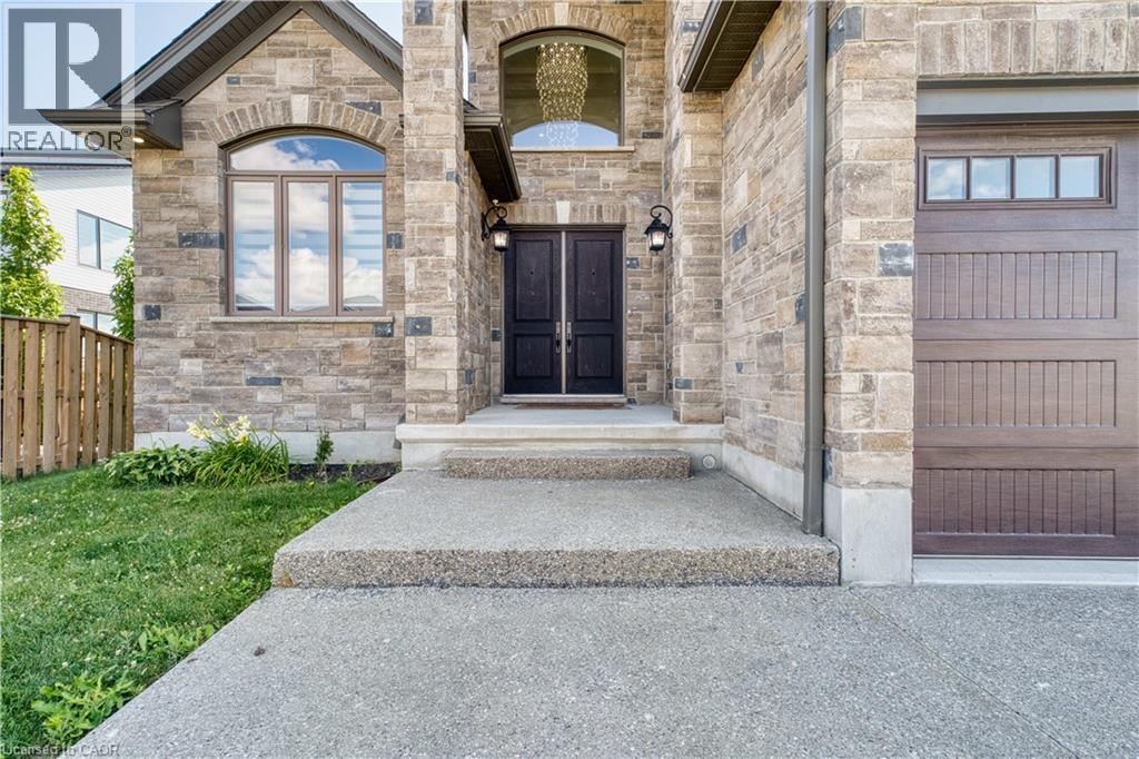 1541 MEDWAY PARK Drive - Photo 2
