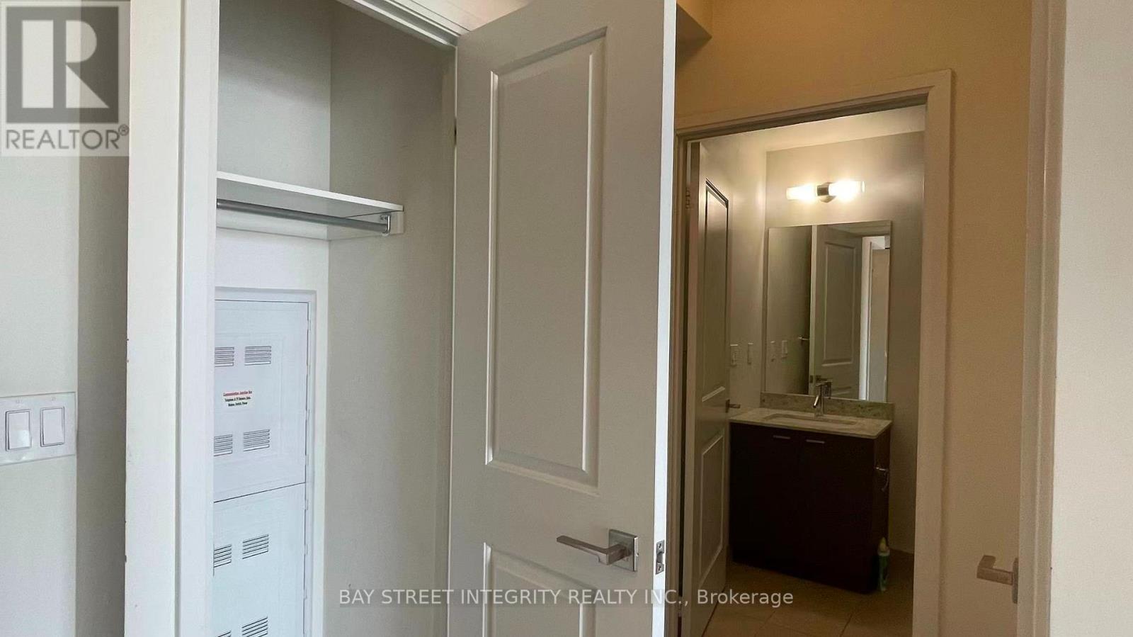 2301 - 88 Sheppard Avenue E, Toronto, Ontario  M2N 0G9 - Photo 15 - C13605874