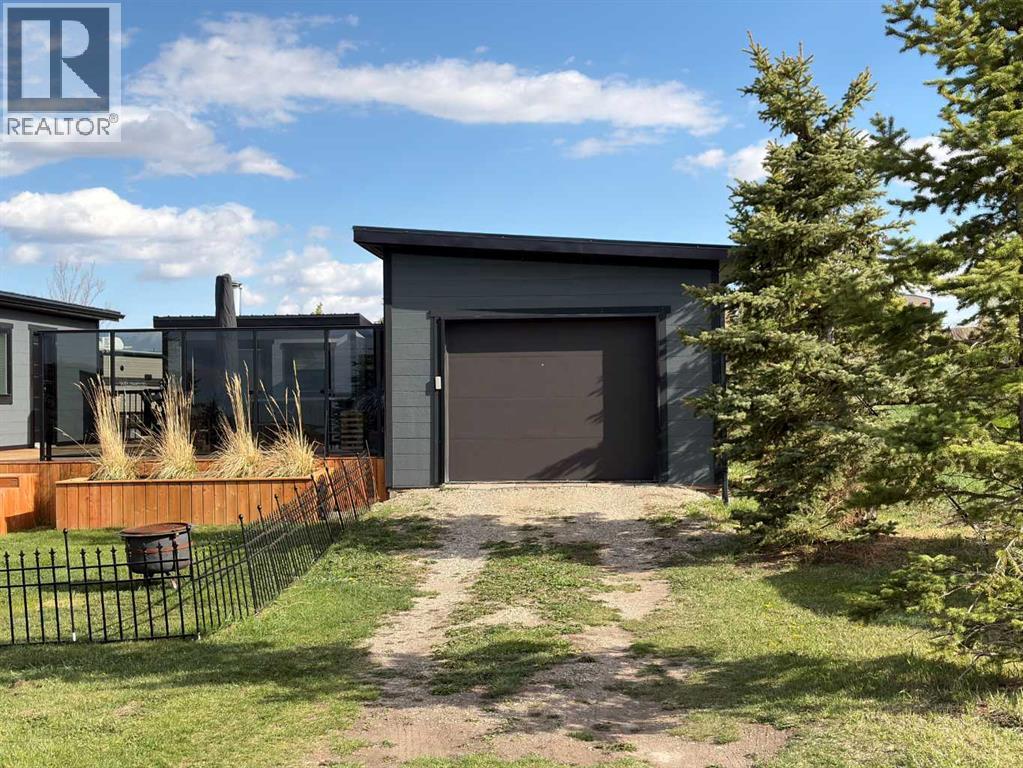 55036 Highway 810, Rural Cardston County, Alberta  T0K 2R0 - Photo 2 - A2306252