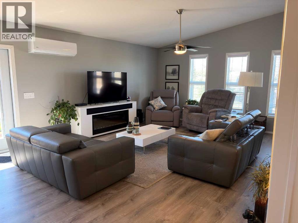 55036 Highway 810, Rural Cardston County, Alberta  T0K 2R0 - Photo 12 - A2306252