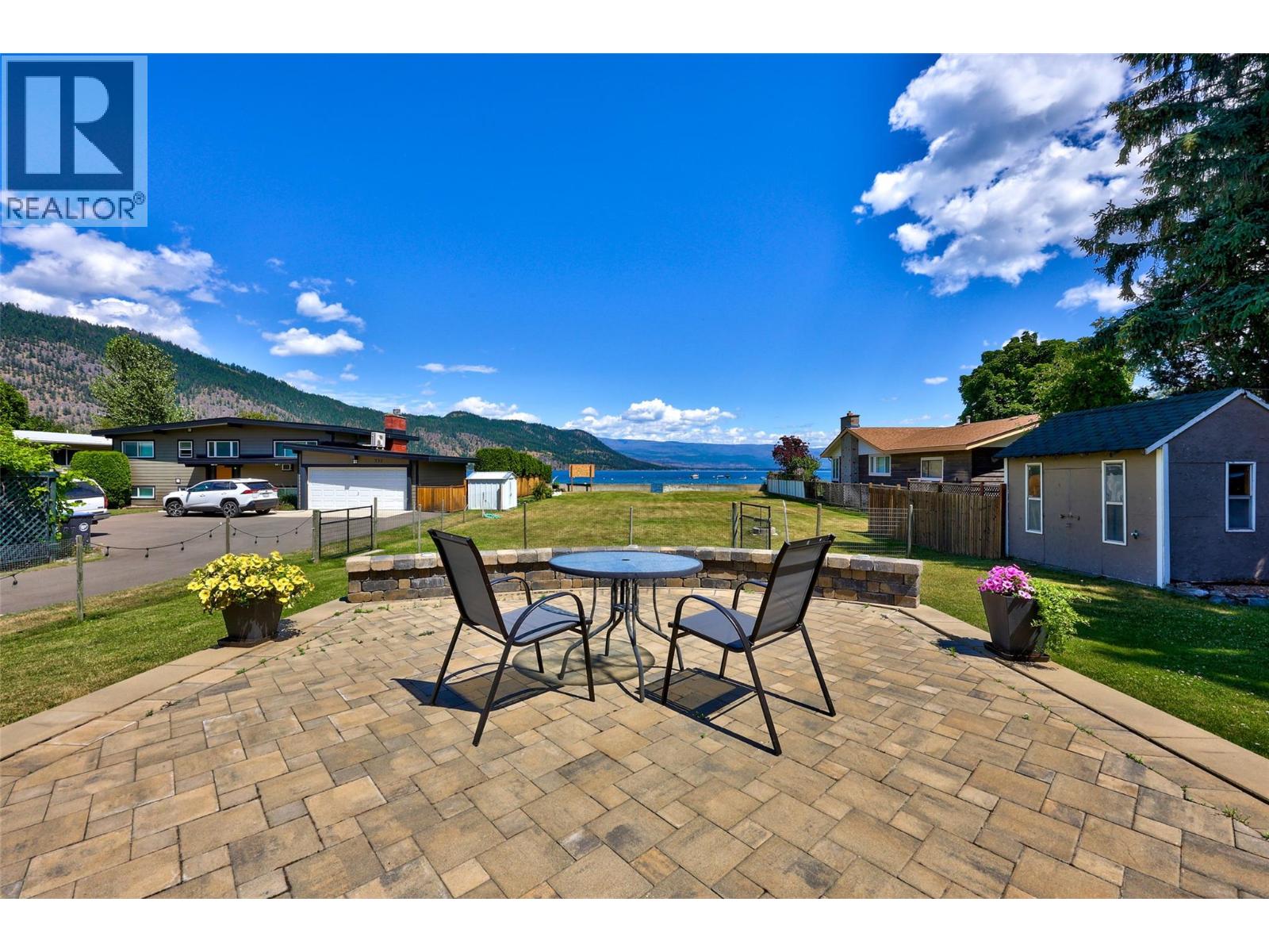 329 & 331 Lakeshore Drive, Chase, British Columbia  V0E 1M0 - Photo 17 - 10393092