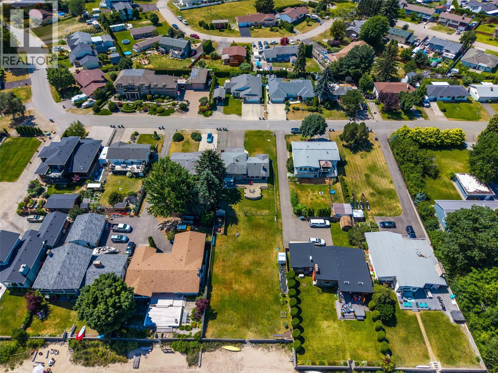 329 & 331 Lakeshore Drive, Chase, British Columbia  V0E 1M0 - Photo 41 - 10393092