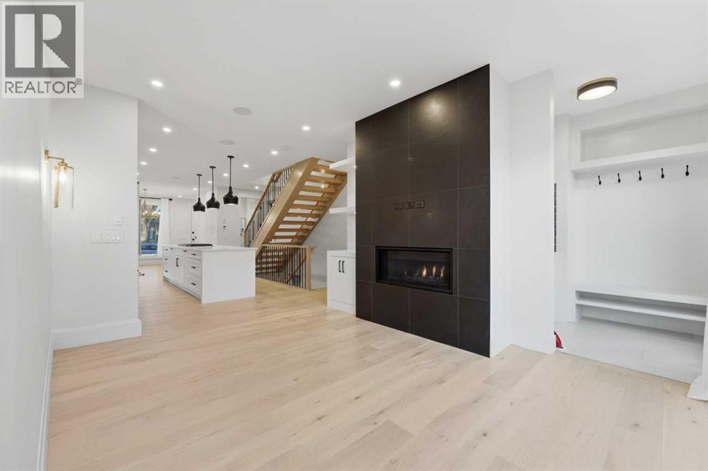 631 55 Avenue SW, Calgary, Alberta  T2V 0G2 - Photo 12 - A2307323