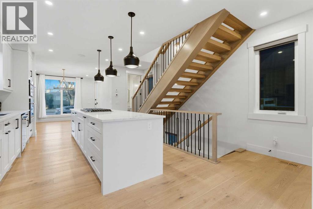 631 55 Avenue SW, Calgary, Alberta  T2V 0G2 - Photo 10 - A2307323