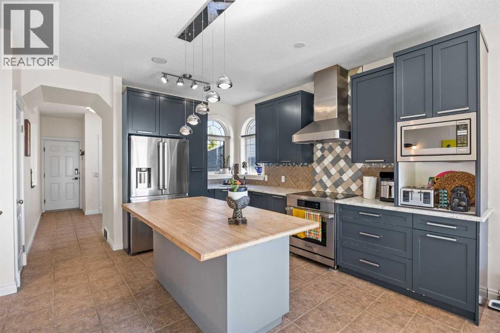 216 Tuscany Ridge View NW, Calgary, Alberta  T3L 2J2 - Photo 12 - A2331766