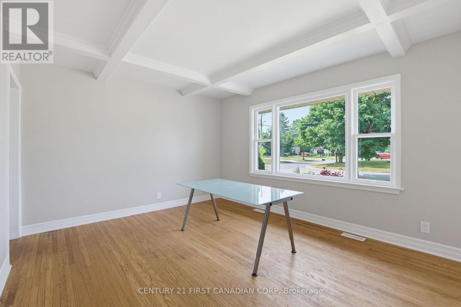216 Winnipeg Street, London East, Ontario  N5W 4T9 - Photo 6 - X13600580