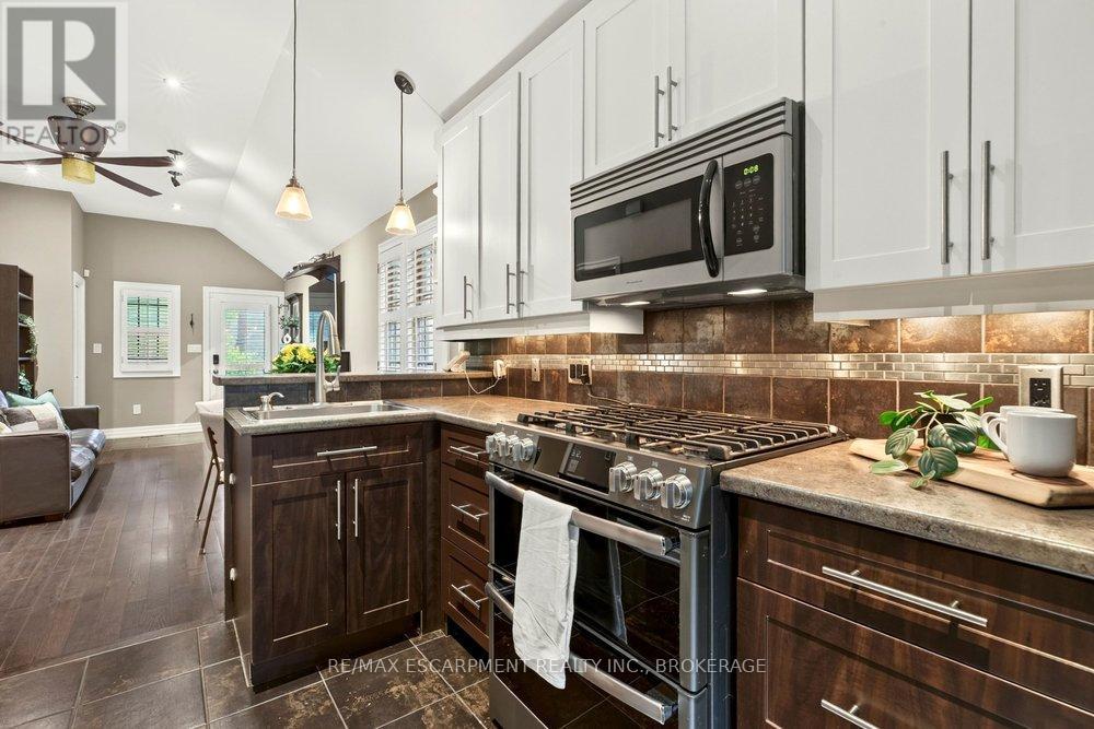 73 Margery Avenue, St. Catharines, Ontario  L2R 6K2 - Photo 16 - X13595562