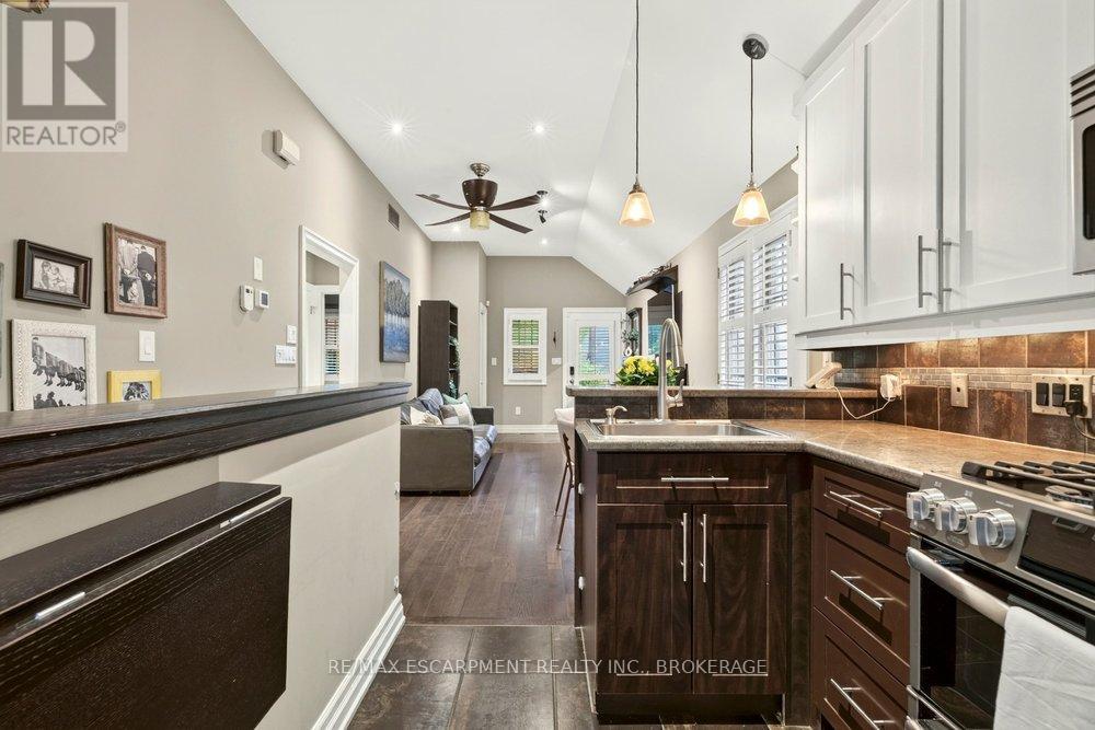73 Margery Avenue, St. Catharines, Ontario  L2R 6K2 - Photo 17 - X13595562