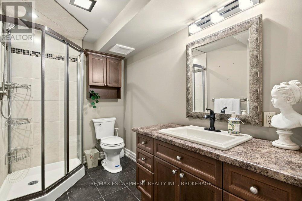 73 Margery Avenue, St. Catharines, Ontario  L2R 6K2 - Photo 34 - X13595562