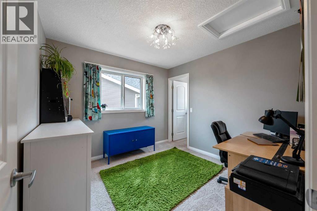 64 Sunrise Terrace, Cochrane, Alberta  T4C 0V3 - Photo 18 - A2325595