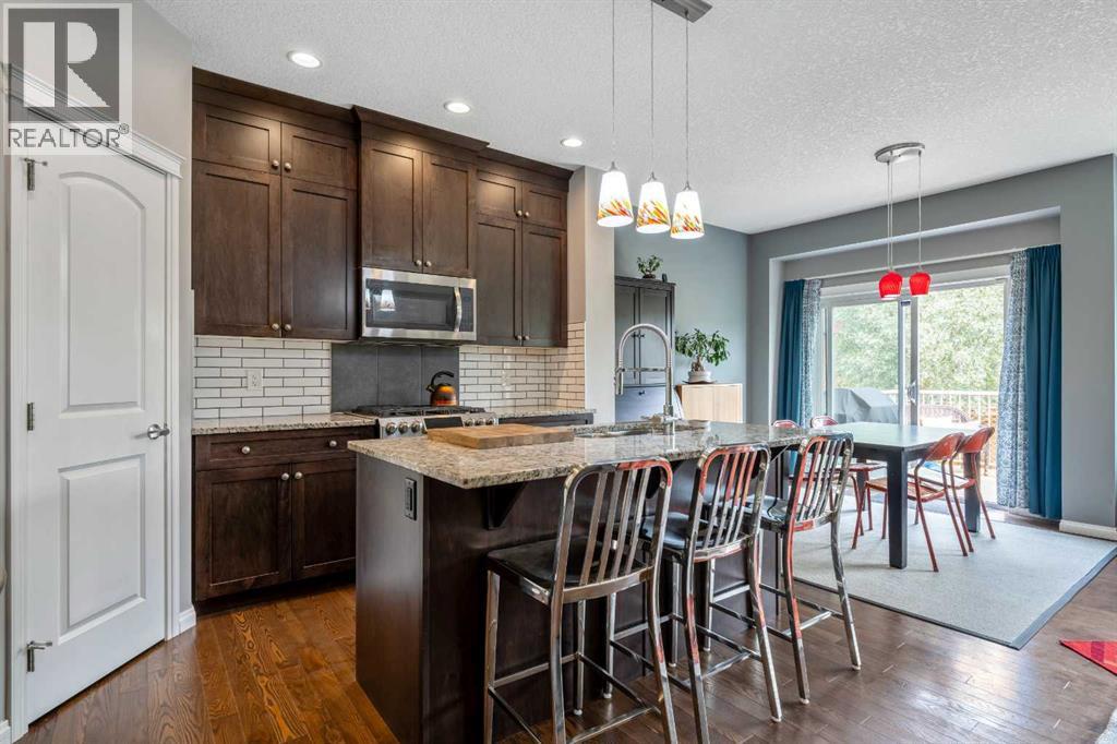 64 Sunrise Terrace, Cochrane, Alberta  T4C 0V3 - Photo 6 - A2325595