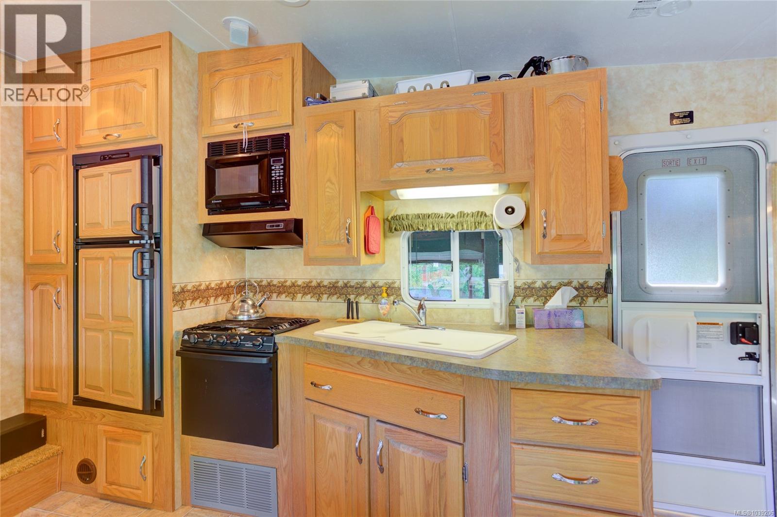 6 6855 Park Ave, Honeymoon Bay, British Columbia  V0R 1G0 - Photo 6 - 1039206
