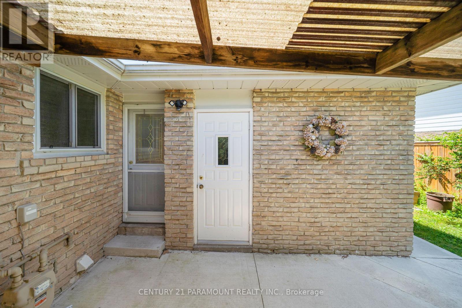 11 Gondola Crescent, Brampton, Ontario  L6S 1W5 - Photo 2 - W13605950