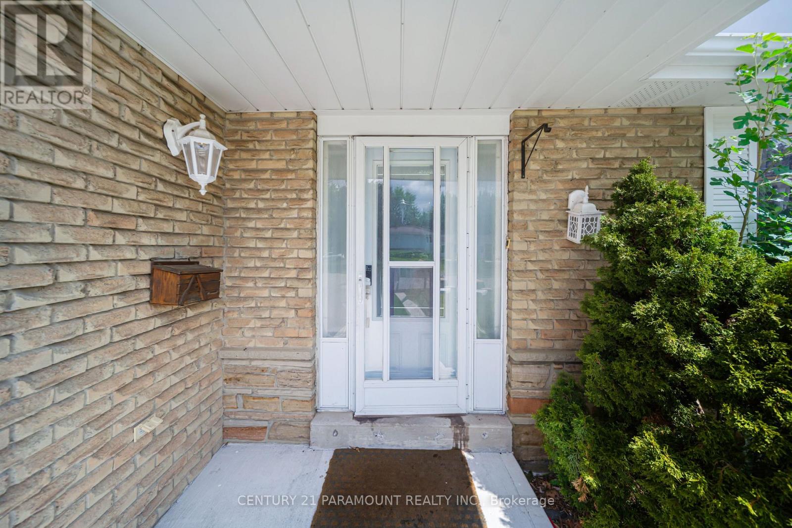 11 Gondola Crescent, Brampton, Ontario  L6S 1W5 - Photo 3 - W13605950