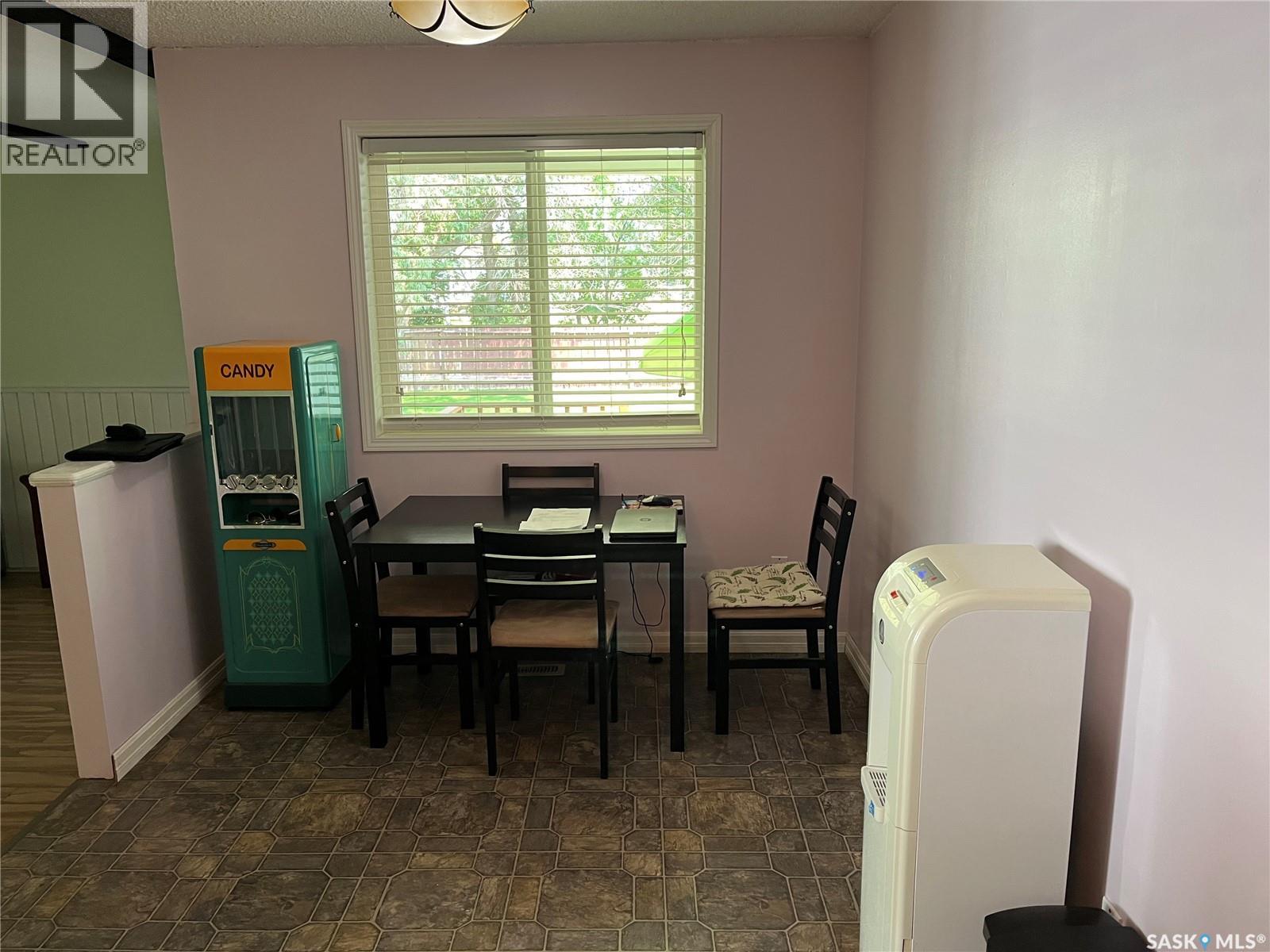 214 Westview Drive, Coronach, Saskatchewan  S0H 0Z0 - Photo 14 - SK043676