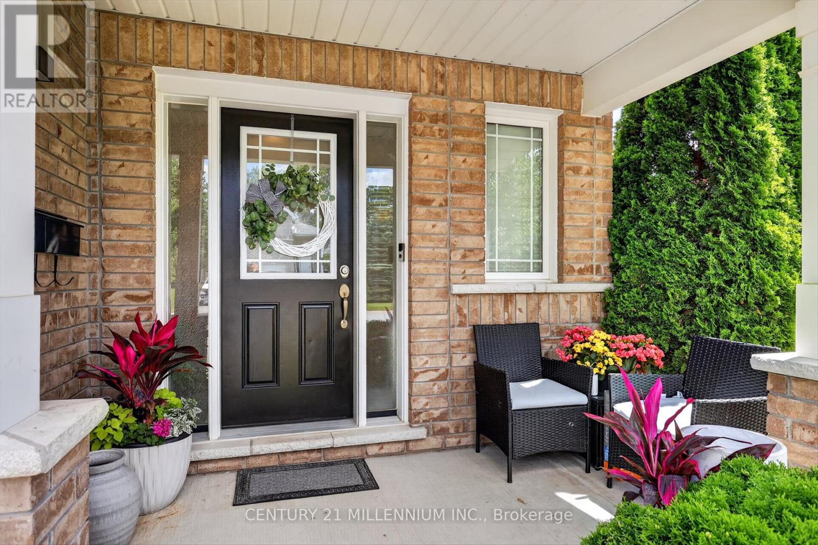 225 Lorne Court, Selwyn, Ontario  K9L 1L1 - Photo 2 - X13605966