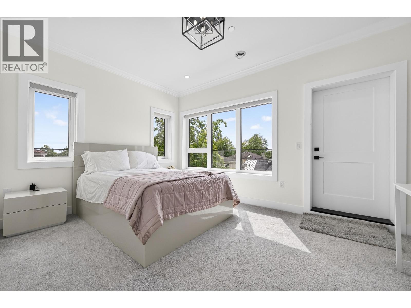 5835 Clarendon Street, Vancouver, British Columbia  V5R 3K4 - Photo 11 - R3146164