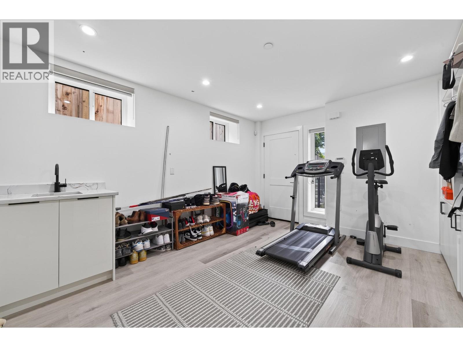 5835 Clarendon Street, Vancouver, British Columbia  V5R 3K4 - Photo 21 - R3146164