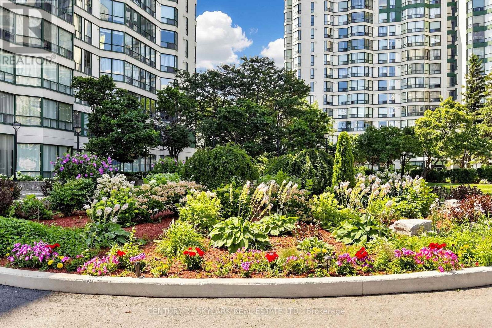 1611 - 4460 Tucana Court, Mississauga, Ontario  L5R 3K9 - Photo 4 - W13606026