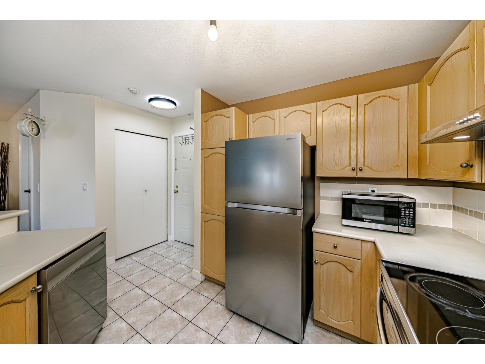 315 10756 138 Street, Surrey, British Columbia  V3T 4K5 - Photo 8 - R3148318