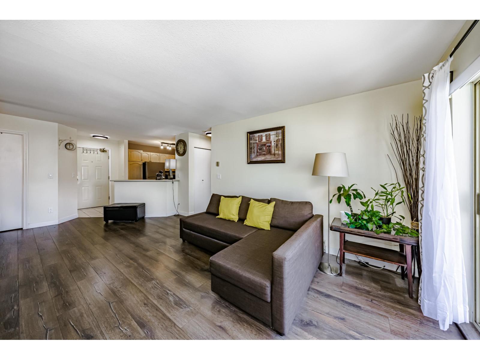 315 10756 138 Street, Surrey, British Columbia  V3T 4K5 - Photo 4 - R3148318