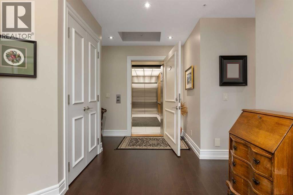 801, 690 Princeton Way SW, Calgary, Alberta  T2P 5J9 - Photo 4 - A2321899