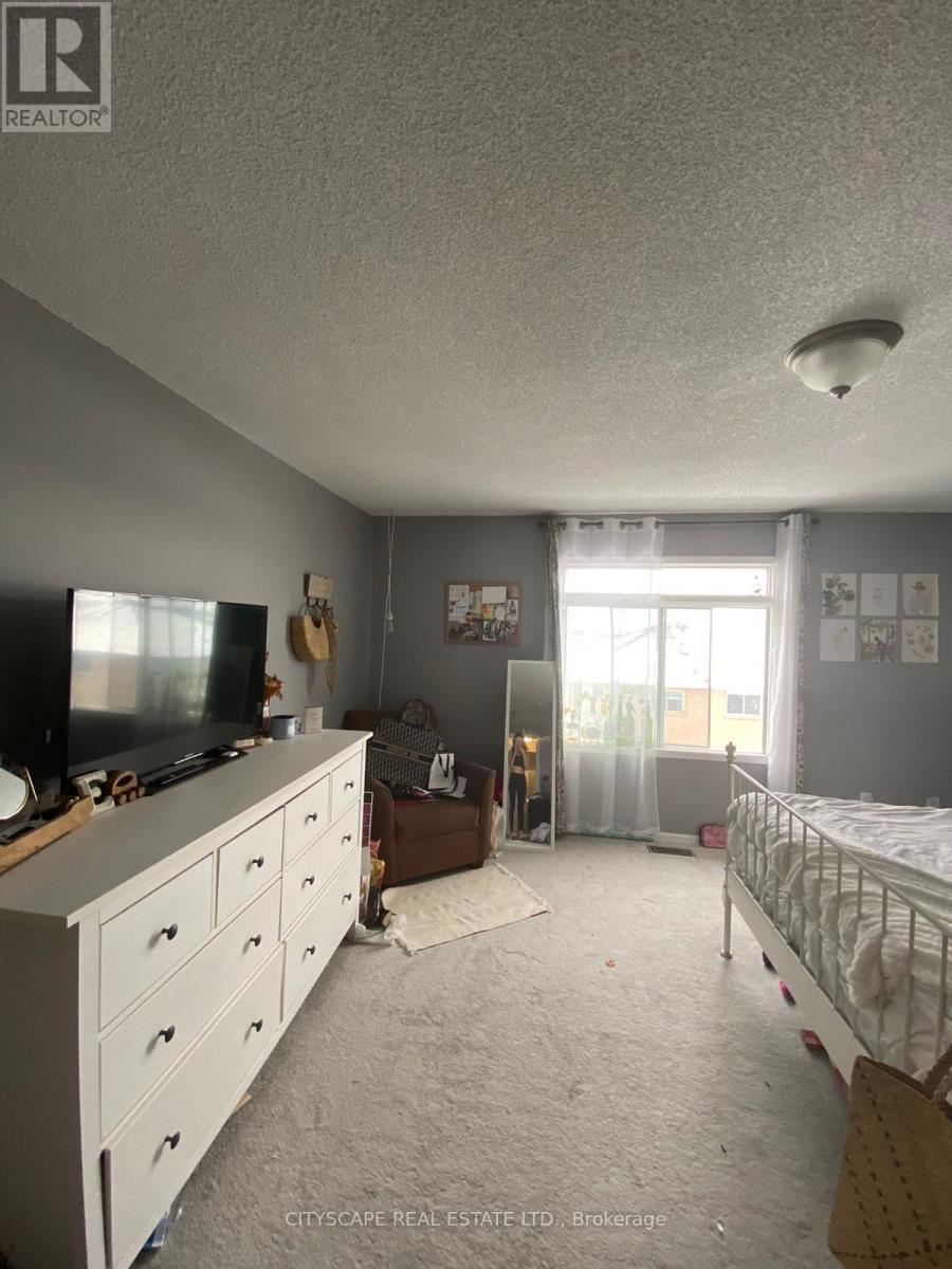 40 - 1050 Bristol Road W, Mississauga, Ontario  L5V 2E8 - Photo 7 - W13606076