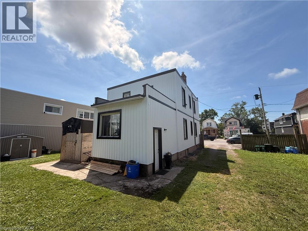 462 East Main Street, Welland, Ontario  L3B 3X6 - Photo 4 - 40851144