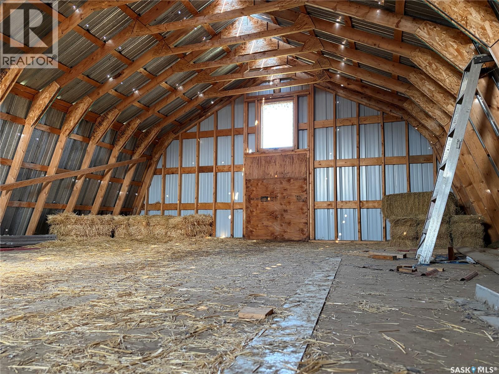 Davidson Farm, Maple Creek Rm No. 111, Saskatchewan  S0N 1N0 - Photo 16 - SK043681