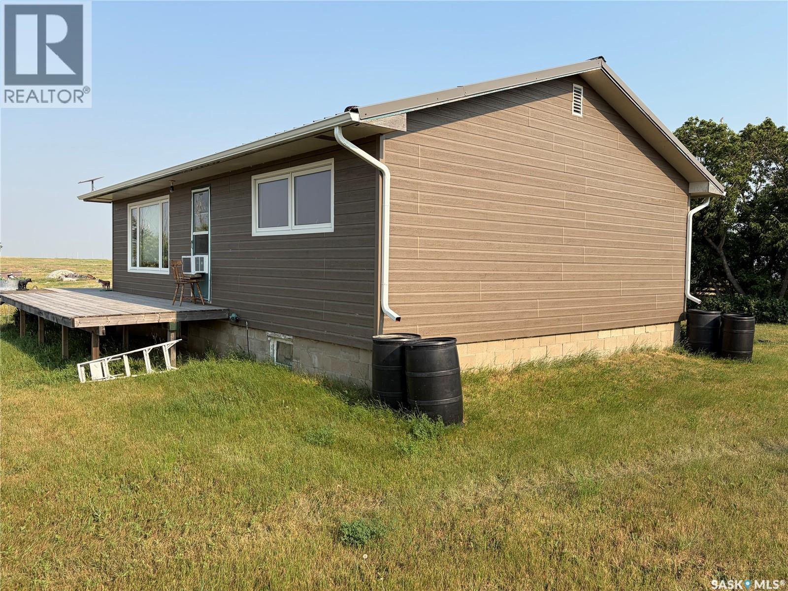 Davidson Farm, Maple Creek Rm No. 111, Saskatchewan  S0N 1N0 - Photo 4 - SK043681