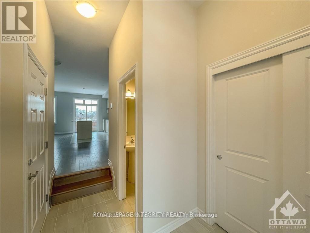 529 Enclave Lane, Clarence-Rockland, Ontario  K4K 0M8 - Photo 3 - X13606100