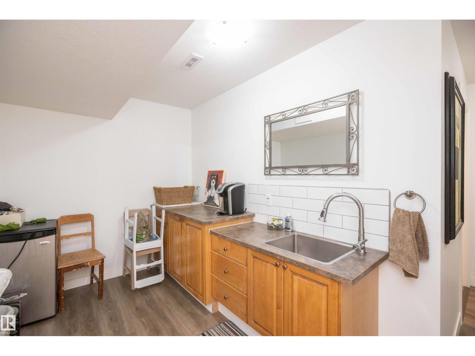 5404 60th Street, Barrhead, Alberta  T7N 1C1 - Photo 67 - E4500764