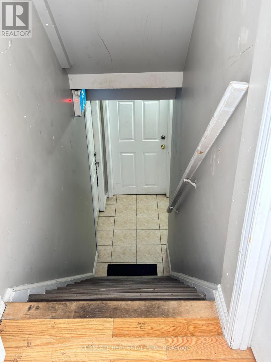BSMT - 112 WORTHINGTON AVENUE, Brampton (Fletcher's Meadow)