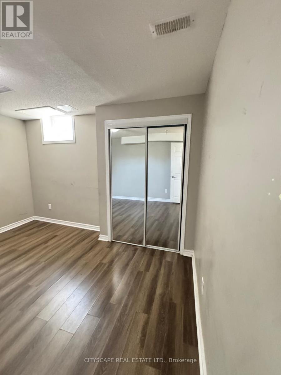 Bsmt - 112 Worthington Avenue, Brampton, Ontario  L7A 3H3 - Photo 7 - W13606106