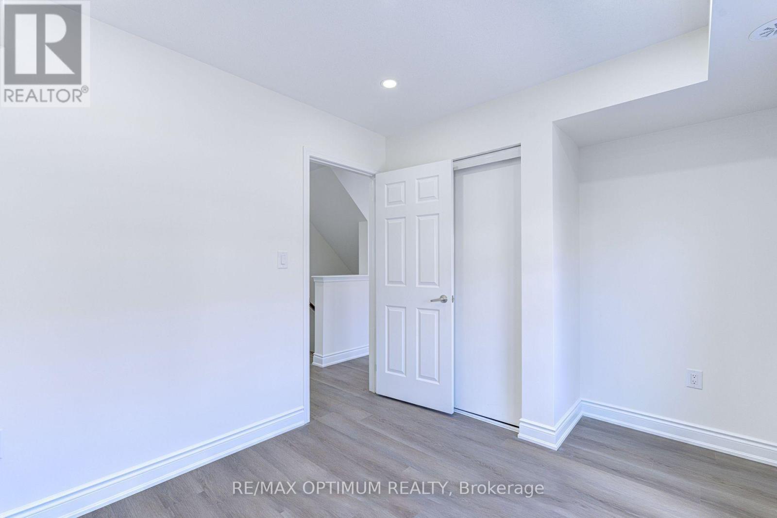 62 Commuter Drive, Brampton, Ontario  L7A 0R3 - Photo 6 - W13606120