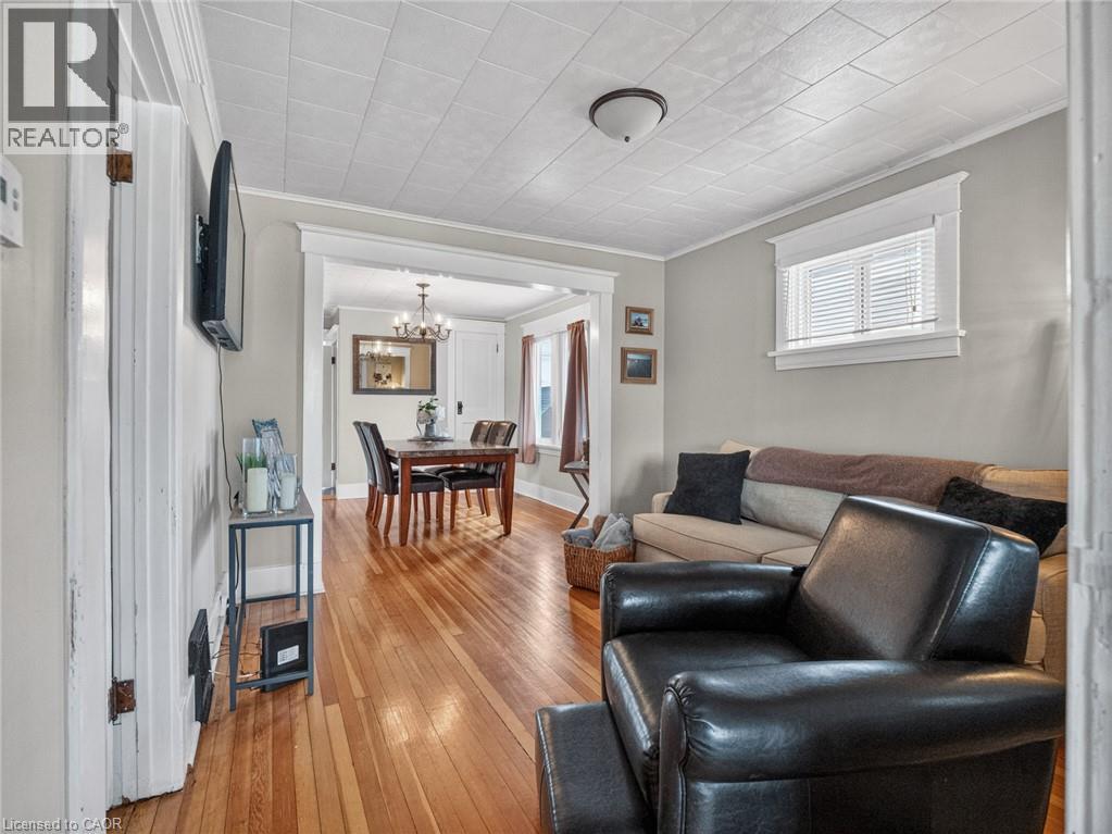 65 Christmas Street, Port Colborne, Ontario L3K 1M4 - Photo 6 - 40851146