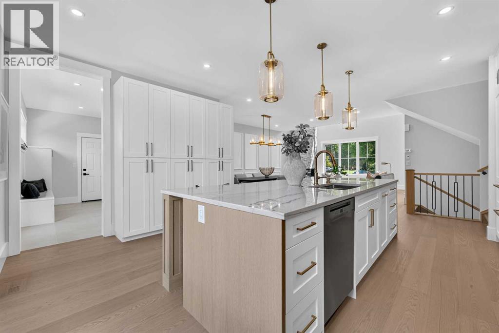 88 Woodlark Drive Sw, Calgary, Alberta  T3C 4H5 - Photo 18 - A2308397