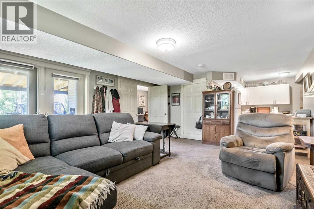 13 Dain Place NW, Langdon, Alberta  T0J 1X2 - Photo 28 - A2329154