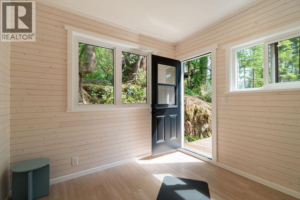 14 E Croker Island, North Vancouver, British Columbia  V0V 0V0 - Photo 33 - R3147587