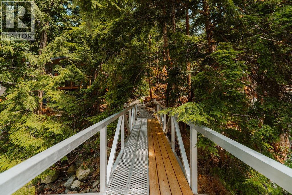 14 E Croker Island, North Vancouver, British Columbia  V0V 0V0 - Photo 30 - R3147587