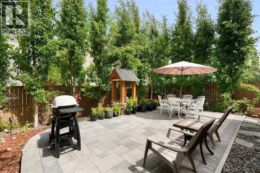 70 Everwoods Park SW, Calgary, Alberta  T2Y 0G3 - Photo 32 - A2324994